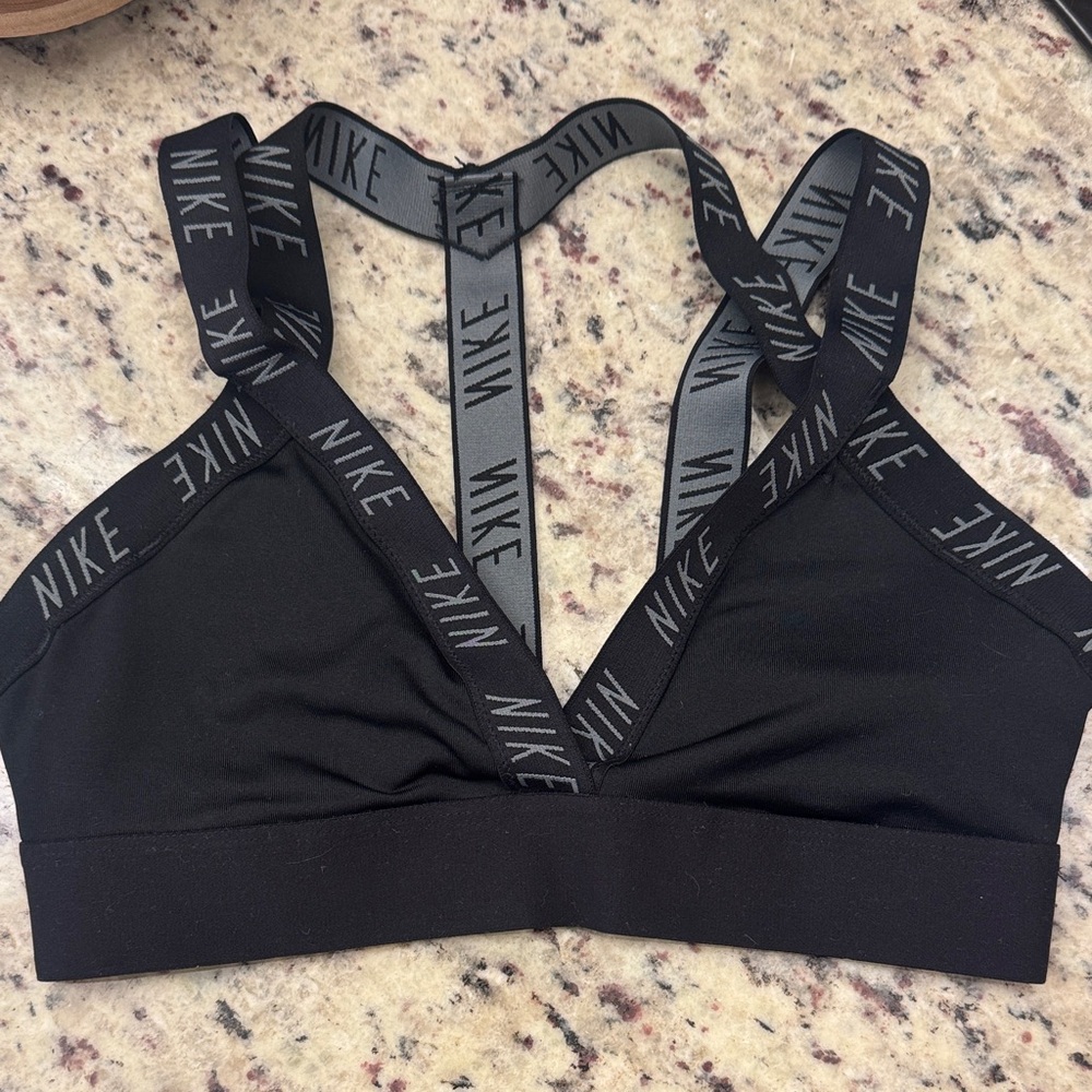 Nike Dri-Fit Indy Logo Strappy Sport Bra. Deep V. Sz. Small